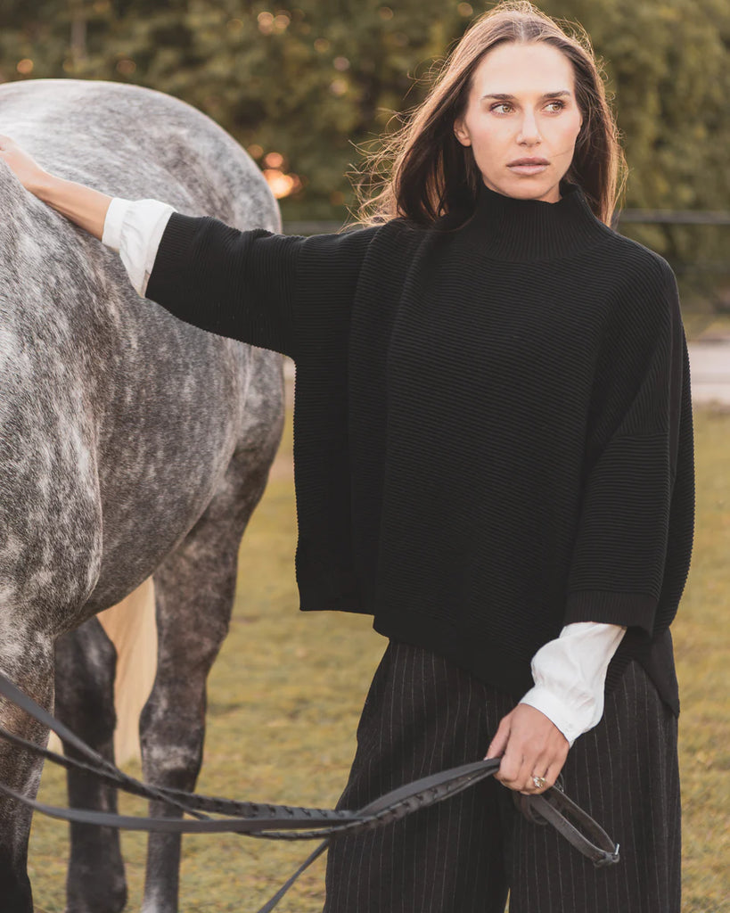 Chalk Vicki Jumper Black