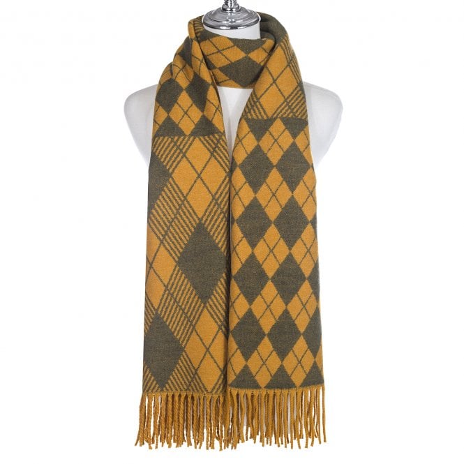 A beautiful mustard and grey diamond patterned scarf with fringe edges.

186cm x 65cm

100% Viscose 