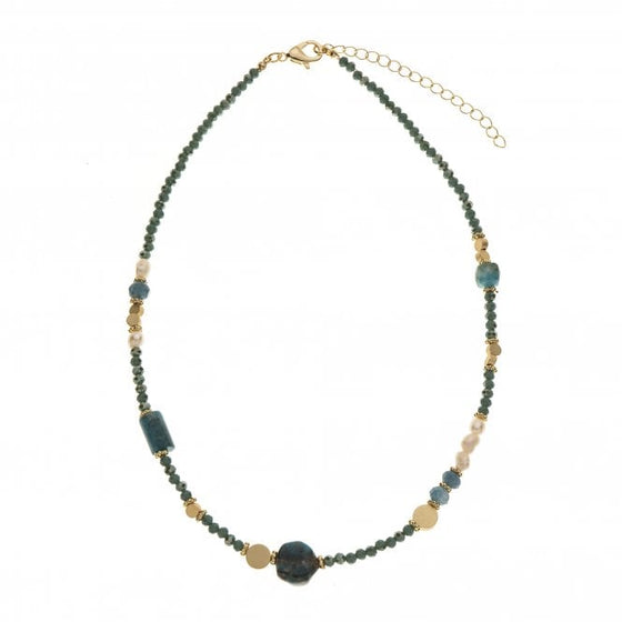 A beautiful necklace with teal beads,  pearls and gold discs.

16in approx 

Supplied with pouch